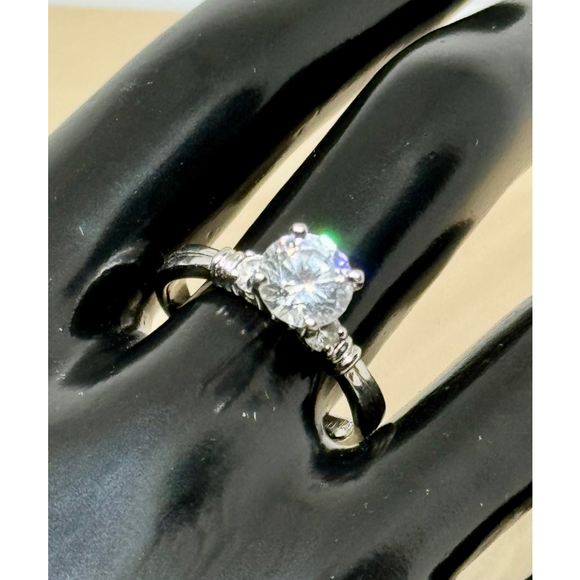Stunning Sterling Round CZ Ring Engagement Bridal Solitaire Size 10 - Picture 1 of 7